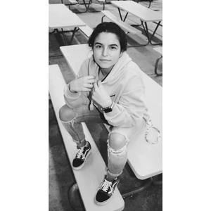 Meet your Posher, Daniela